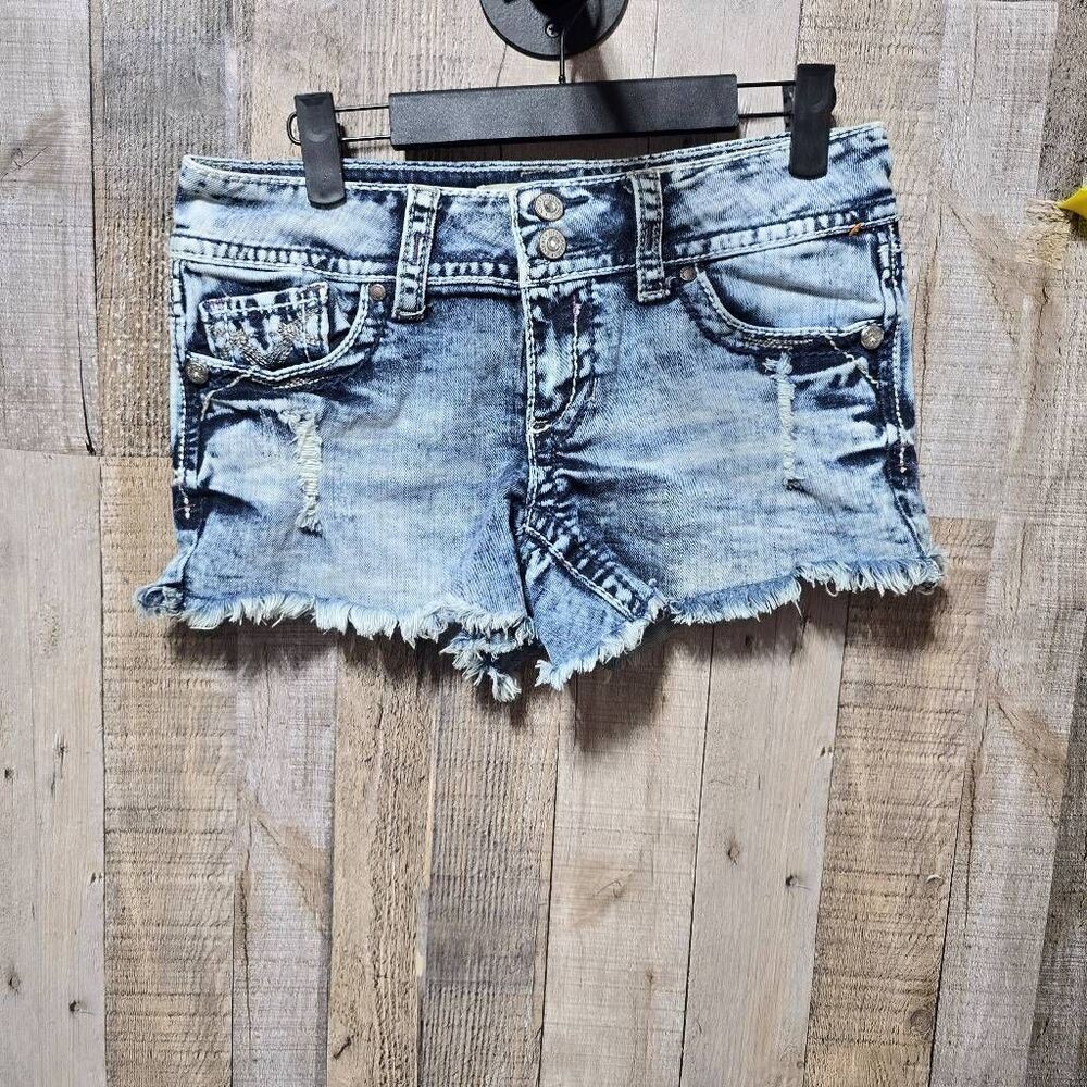 Hydraulic Grammercy Original Low Rise Bleach Wash Micro Booty Denim Jean Shorts